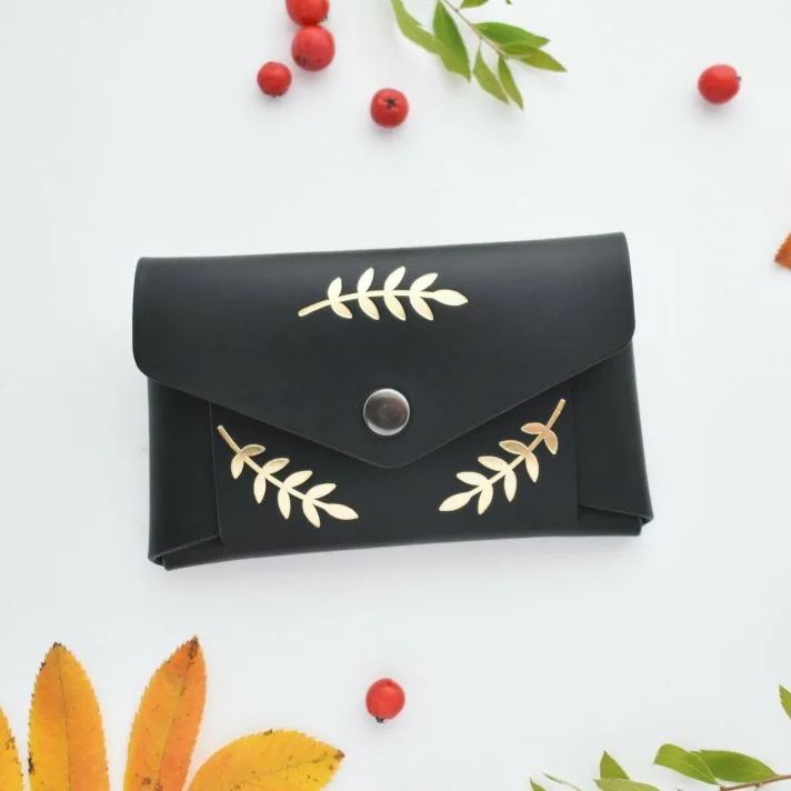 Mikson Design - Kortinhaltija Flora – musta